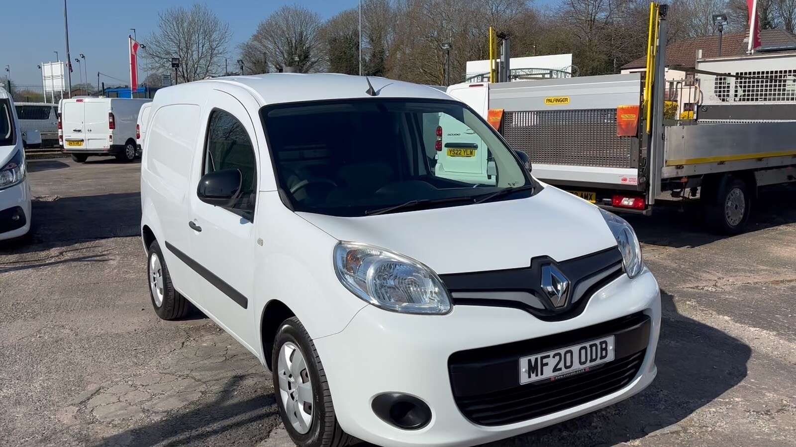 A 2020 RENAULT KANGOO 1.5 dCi ENERGY ML19 Business+ Panel Van 5dr Diesel Manual MWB Euro 6 (s/s) A 2020 RENAULT KANGOO 1.5 dCi ENERGY ML19 Business+ Panel Van 5dr Diesel Manual MWB Euro 6 (s/s)