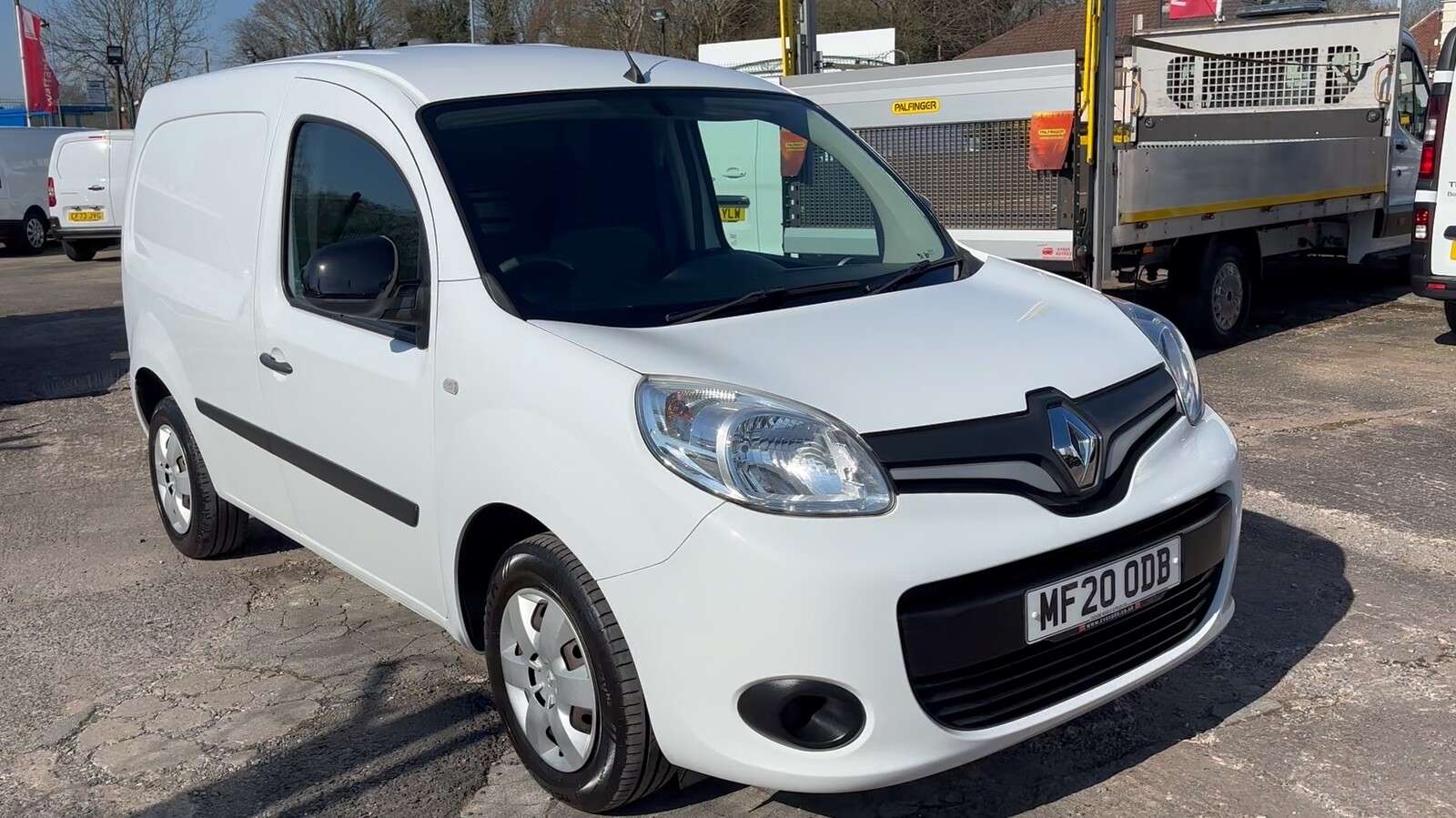 A 2020 RENAULT KANGOO 1.5 dCi ENERGY ML19 Business+ Panel Van 5dr Diesel Manual MWB Euro 6 (s/s) A 2020 RENAULT KANGOO 1.5 dCi ENERGY ML19 Business+ Panel Van 5dr Diesel Manual MWB Euro 6 (s/s)
