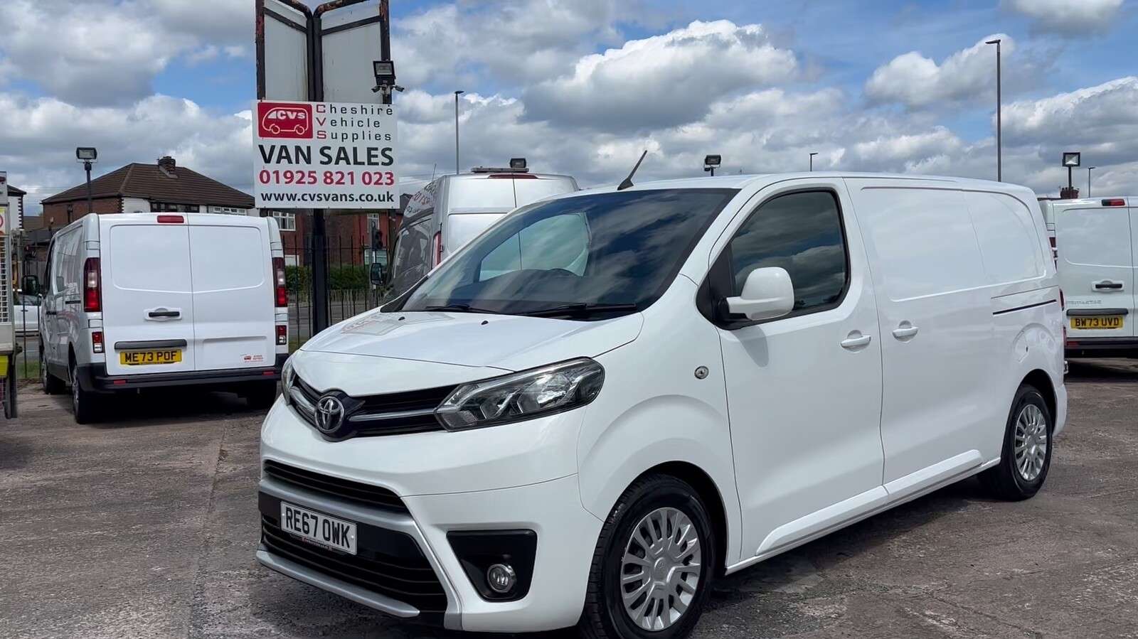 A 2017 TOYOTA PROACE 1.6D Comfort Van 6dr Diesel Manual L2 Euro 6 (s/s) (115 ps) AIR CON NO VAT A 2017 TOYOTA PROACE 1.6D Comfort Van 6dr Diesel Manual L2 Euro 6 (s/s) (115 ps) AIR CON NO VAT