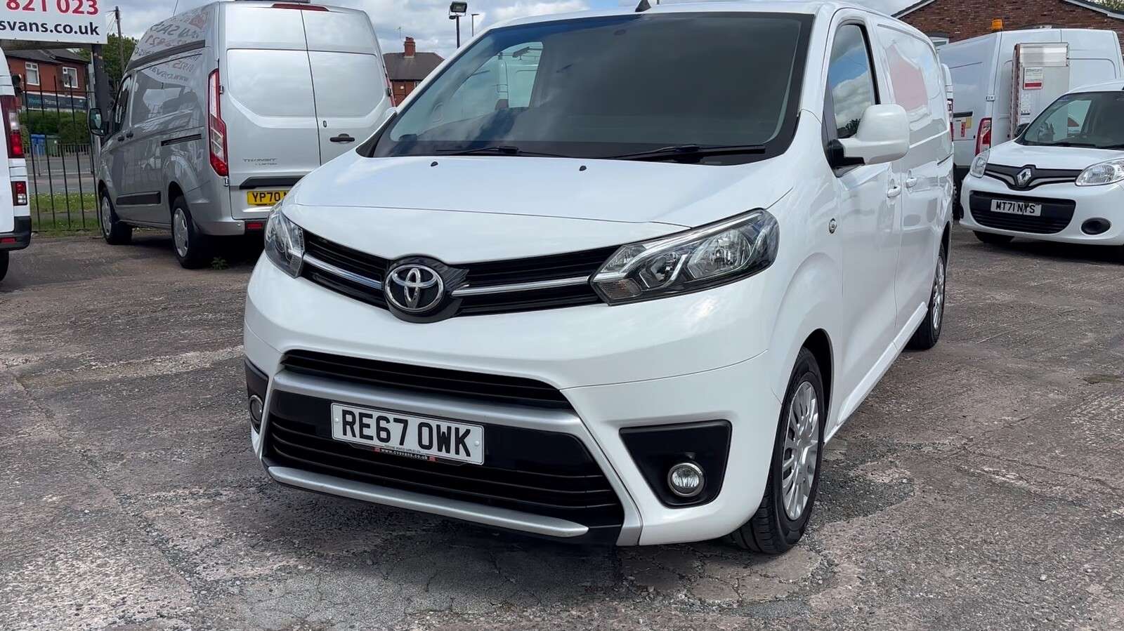 2017 TOYOTA PROACE 2017 TOYOTA PROACE