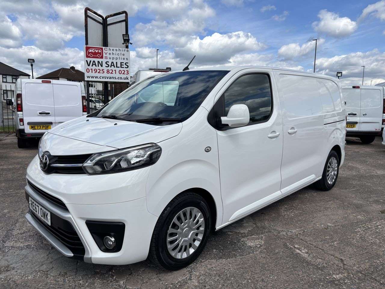 A 2017 TOYOTA PROACE 1.6D Comfort Van 6dr Diesel Manual L2 Euro 6 (s/s) (115 ps) AIR CON NO VAT A 2017 TOYOTA PROACE 1.6D Comfort Van 6dr Diesel Manual L2 Euro 6 (s/s) (115 ps) AIR CON NO VAT