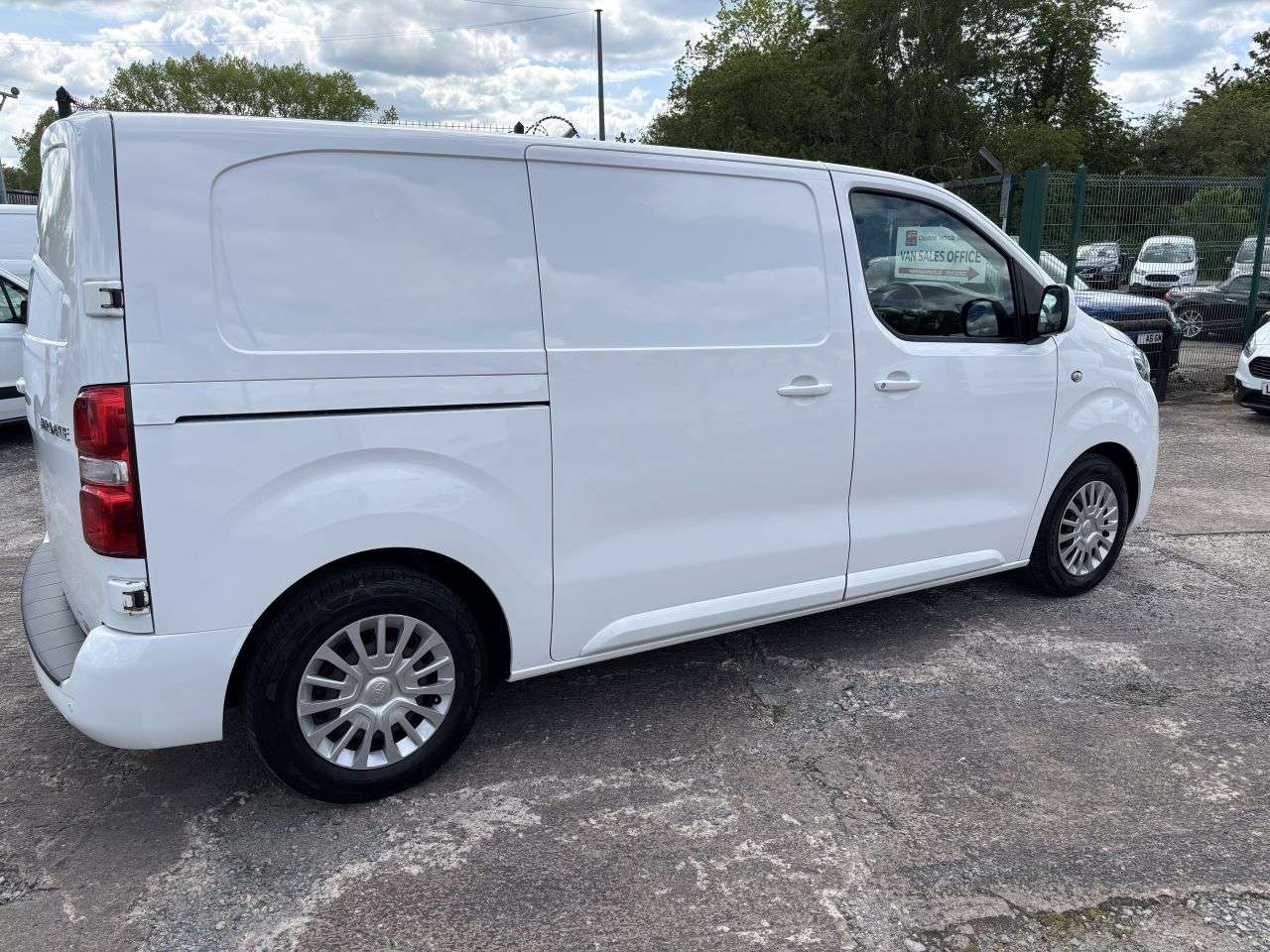 2017 TOYOTA PROACE 2017 TOYOTA PROACE