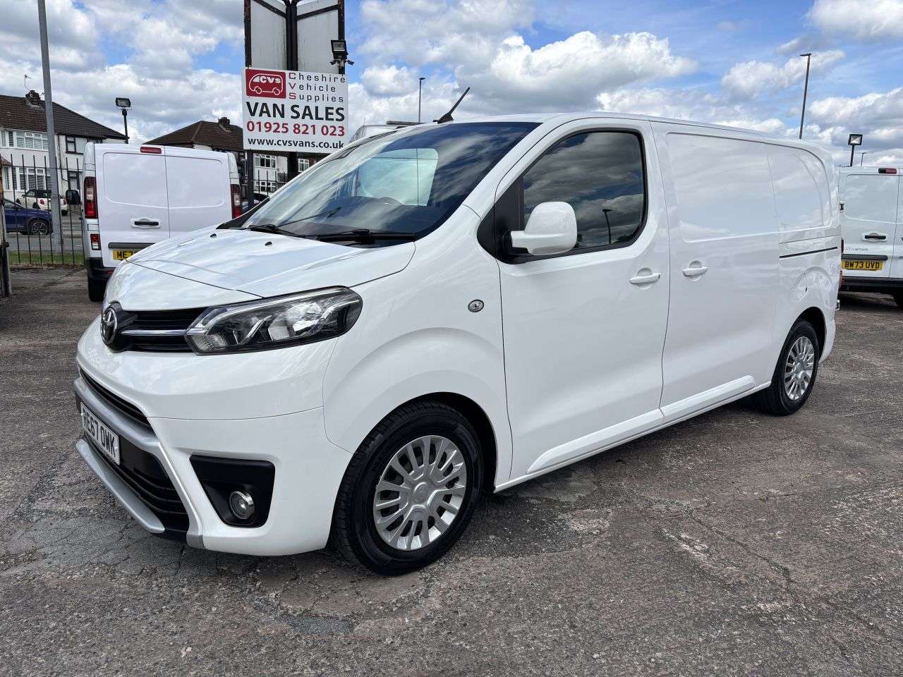 2017 TOYOTA PROACE 2017 TOYOTA PROACE