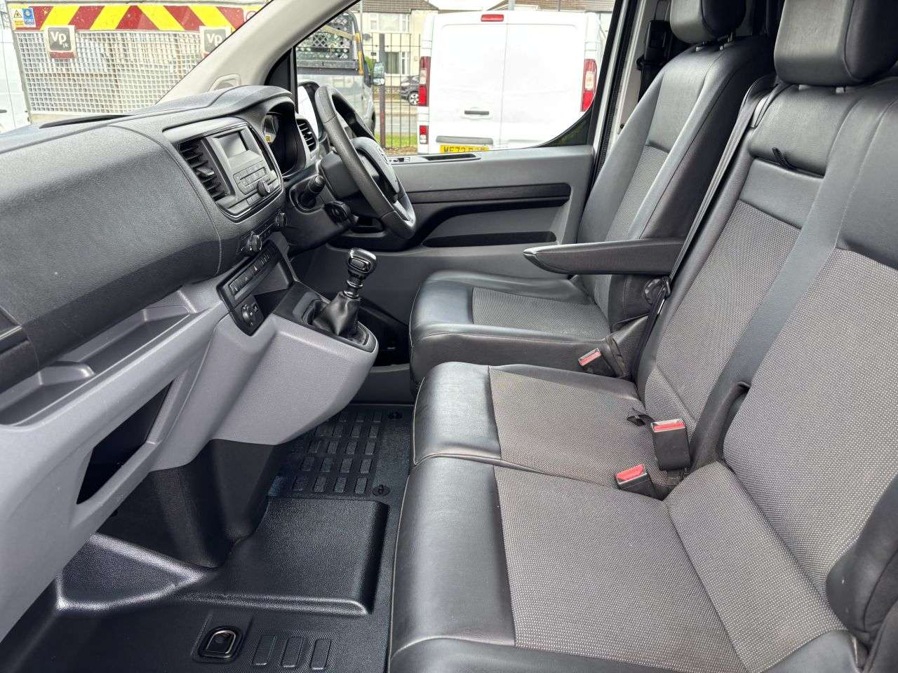 2017 TOYOTA PROACE 2017 TOYOTA PROACE