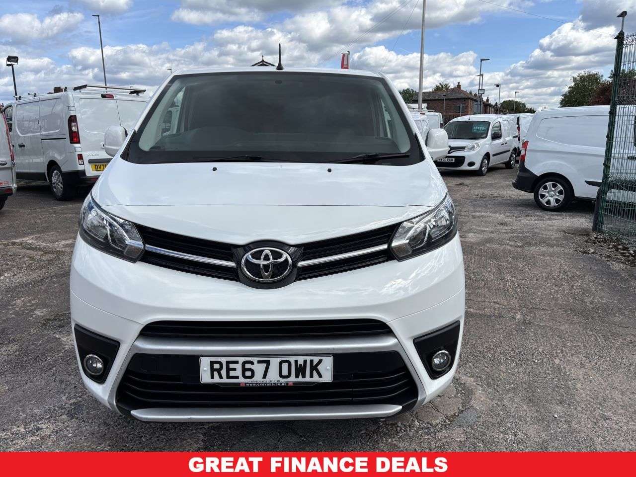 A 2017 TOYOTA PROACE 1.6D Comfort Van 6dr Diesel Manual L2 Euro 6 (s/s) (115 ps) AIR CON NO VAT A 2017 TOYOTA PROACE 1.6D Comfort Van 6dr Diesel Manual L2 Euro 6 (s/s) (115 ps) AIR CON NO VAT