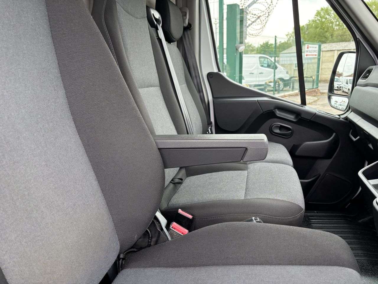 2021 RENAULT MASTER 2021 RENAULT MASTER