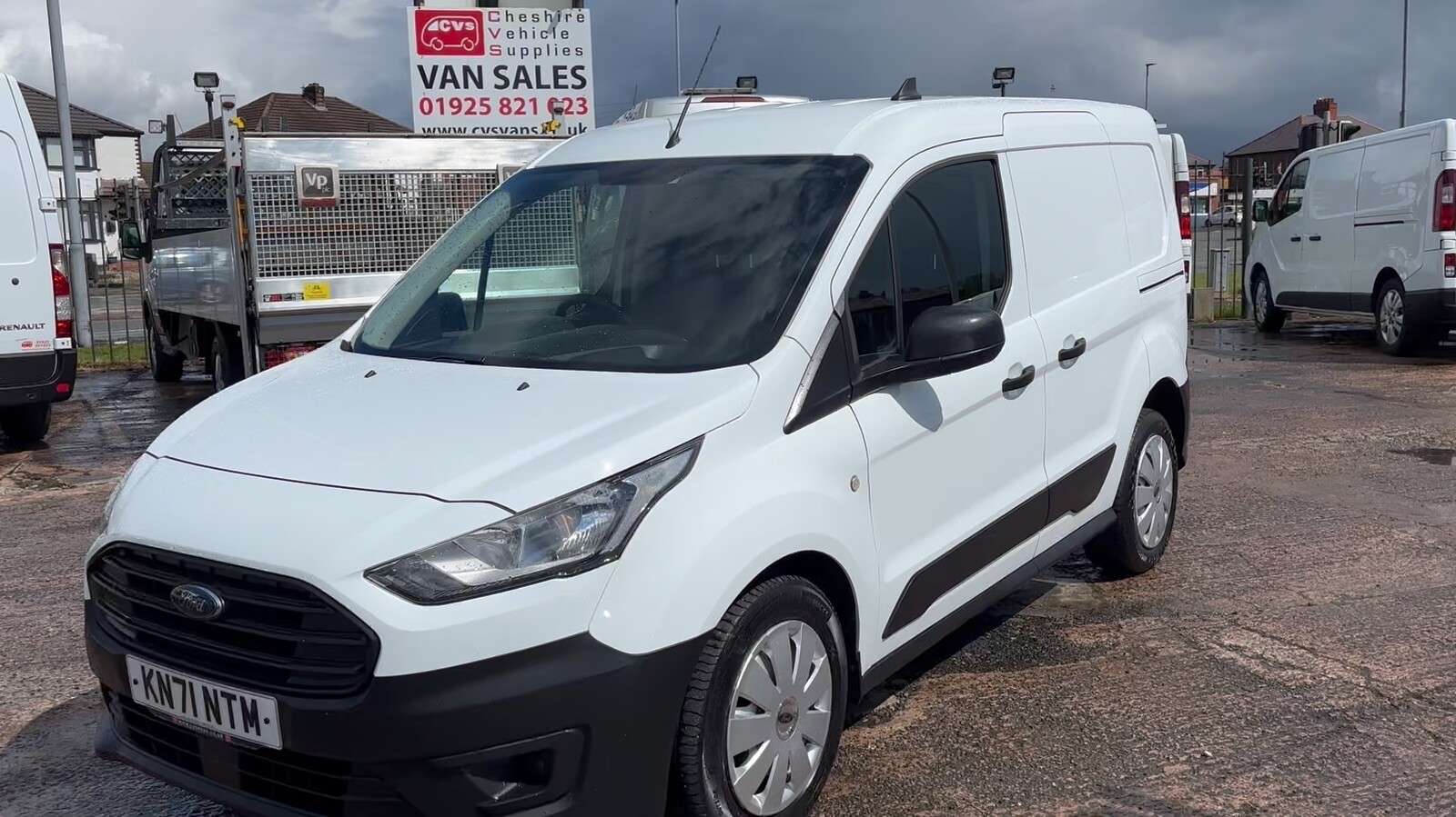 A 2021 FORD TRANSIT CONNECT 1.5 220 EcoBlue Leader Panel Van 5dr Diesel Manual L1 Euro 6 (s/s) (75 ps) A 2021 FORD TRANSIT CONNECT 1.5 220 EcoBlue Leader Panel Van 5dr Diesel Manual L1 Euro 6 (s/s) (75 ps)