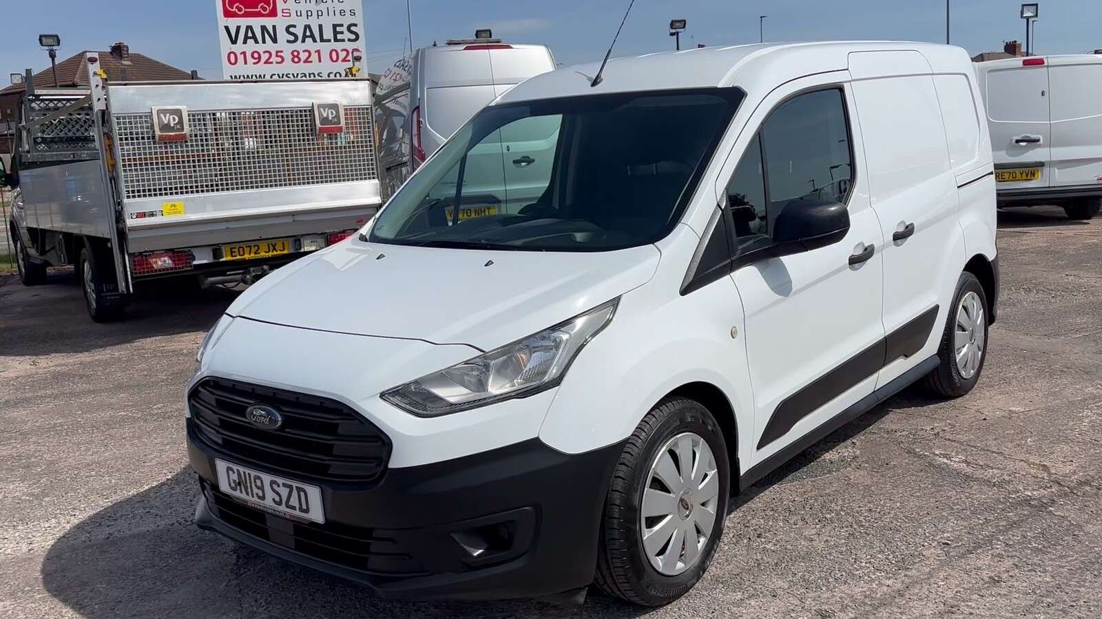 A 2019 FORD TRANSIT CONNECT 1.5 200 EcoBlue Panel Van 5dr Diesel Manual L1 Euro 6 (s/s) (75 ps) AIR CON A 2019 FORD TRANSIT CONNECT 1.5 200 EcoBlue Panel Van 5dr Diesel Manual L1 Euro 6 (s/s) (75 ps) AIR CON