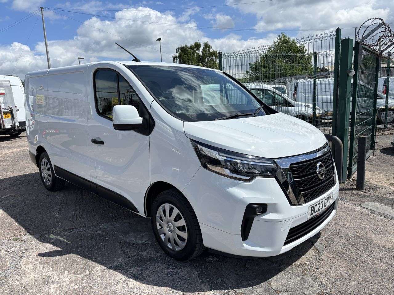 A 2023 NISSAN PRIMASTAR 2.0 dCi 28 Acenta Panel Van 5dr Diesel Manual L1 H1 Euro 6 (s/s) (110 ps) 1 A 2023 NISSAN PRIMASTAR 2.0 dCi 28 Acenta Panel Van 5dr Diesel Manual L1 H1 Euro 6 (s/s) (110 ps) 1