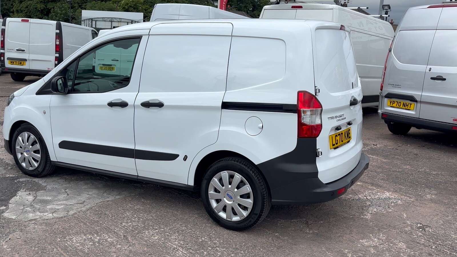 2020 FORD TRANSIT COURIER 2020 FORD TRANSIT COURIER