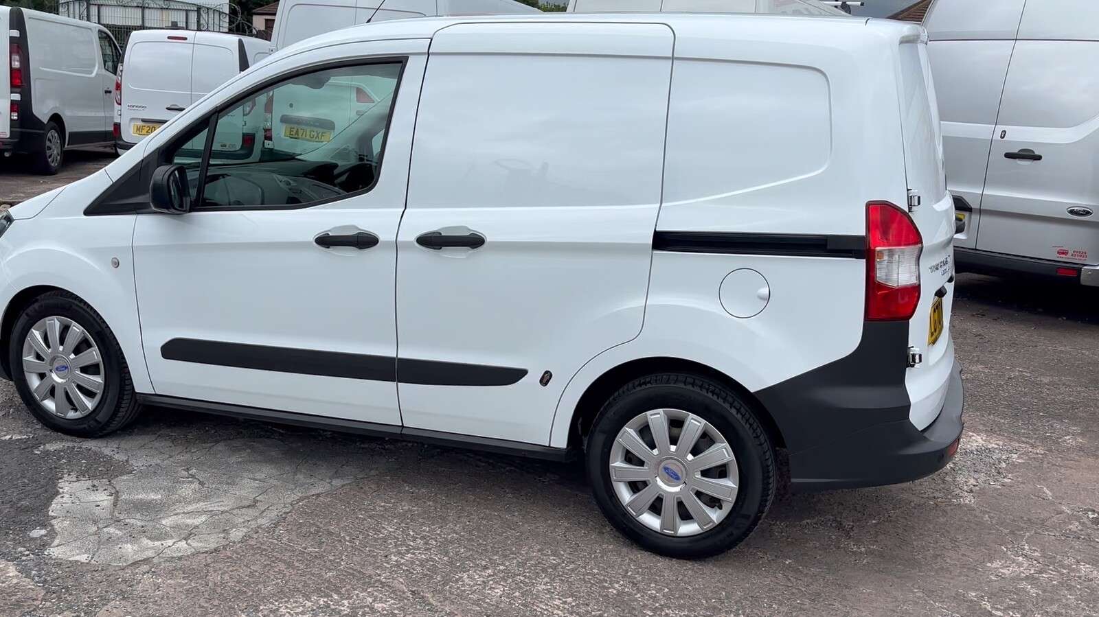 2020 FORD TRANSIT COURIER 2020 FORD TRANSIT COURIER