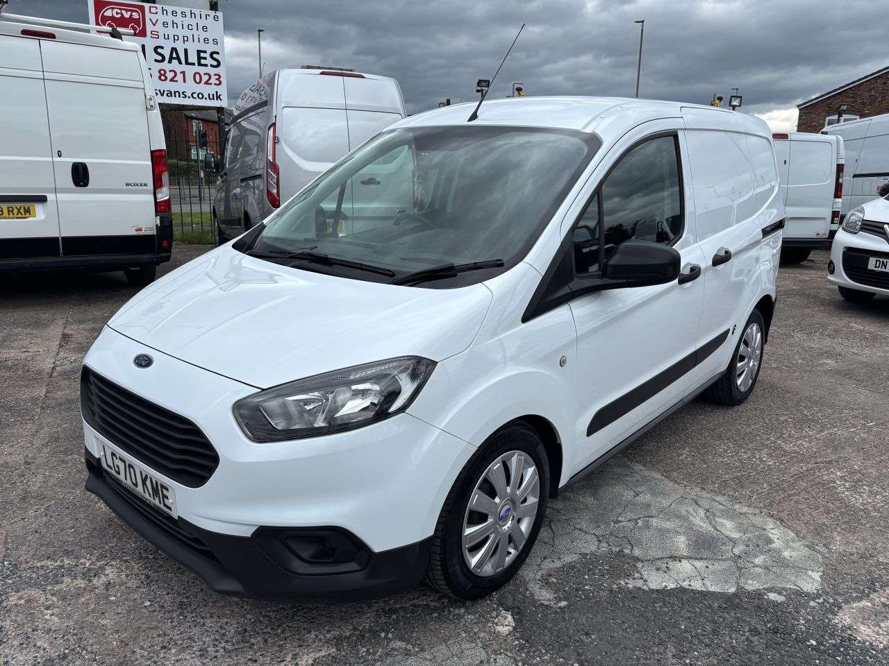 A 2020 FORD TRANSIT COURIER 1.5 TDCi Trend Panel Van 5dr Diesel Manual L1 Euro 6 (75 ps) AIR CON PDC SE A 2020 FORD TRANSIT COURIER 1.5 TDCi Trend Panel Van 5dr Diesel Manual L1 Euro 6 (75 ps) AIR CON PDC SE