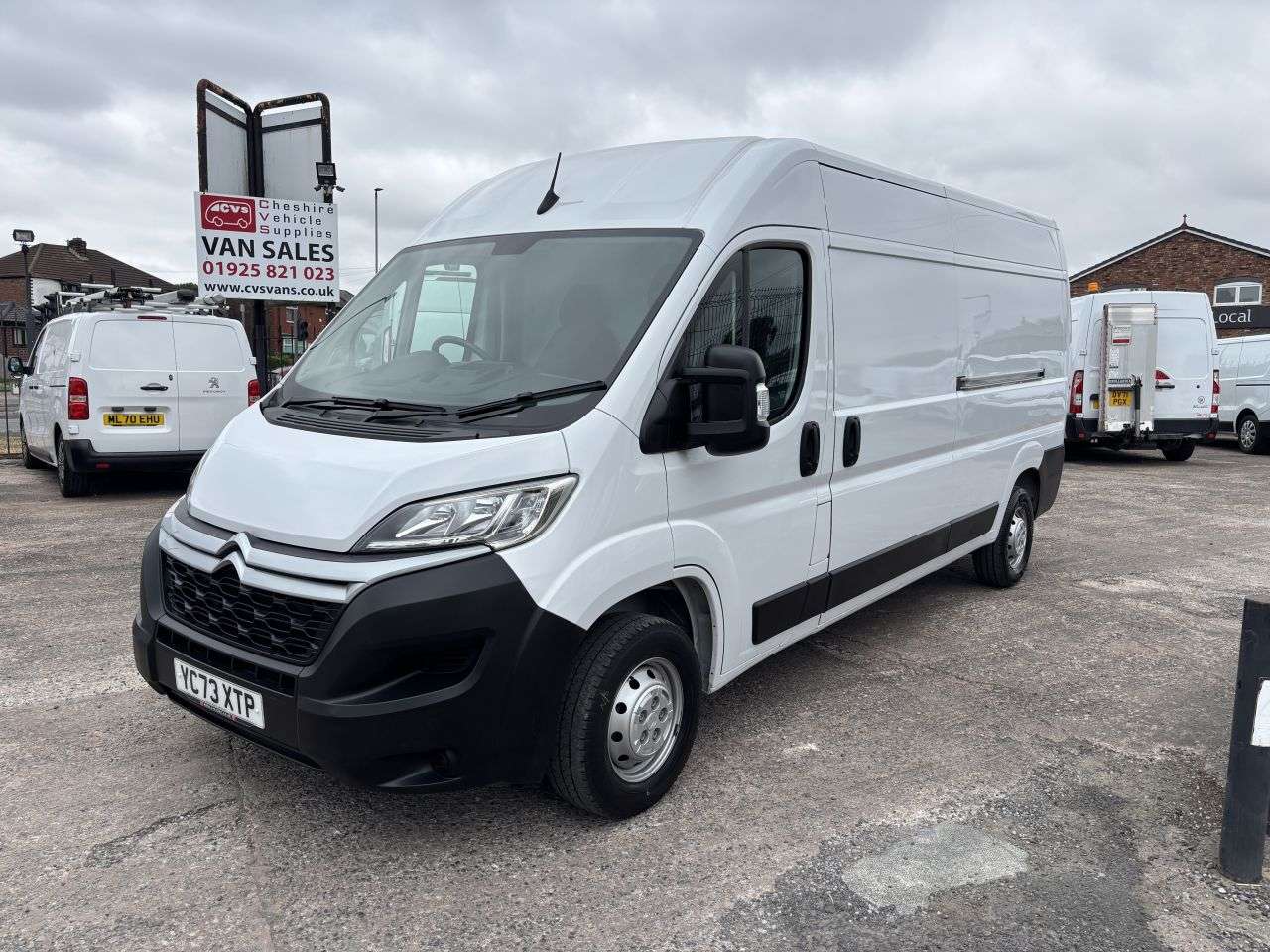 A 2023 CITROEN RELAY 2.2 BlueHDi 35 Enterprise Edition Panel Van 5dr Diesel Manual L3 High Roof A 2023 CITROEN RELAY 2.2 BlueHDi 35 Enterprise Edition Panel Van 5dr Diesel Manual L3 High Roof