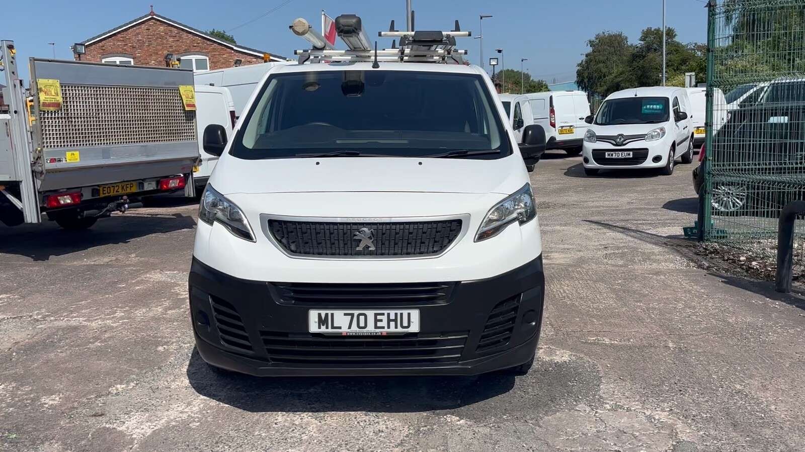 A 2020 PEUGEOT EXPERT 1.5 BlueHDi 1000 Professional Standard Panel Van 6dr Diesel Manual MWB Euro A 2020 PEUGEOT EXPERT 1.5 BlueHDi 1000 Professional Standard Panel Van 6dr Diesel Manual MWB Euro