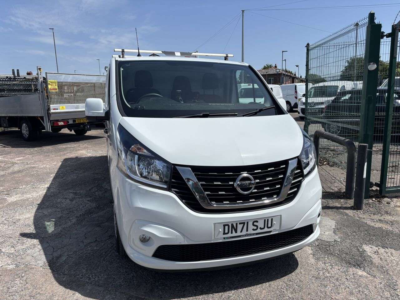 A 2021 NISSAN NV300 2.0 dCi 30 Acenta Panel Van 4dr Diesel Manual L2 H1 Euro 6 (120 ps) Roof Ra A 2021 NISSAN NV300 2.0 dCi 30 Acenta Panel Van 4dr Diesel Manual L2 H1 Euro 6 (120 ps) Roof Ra