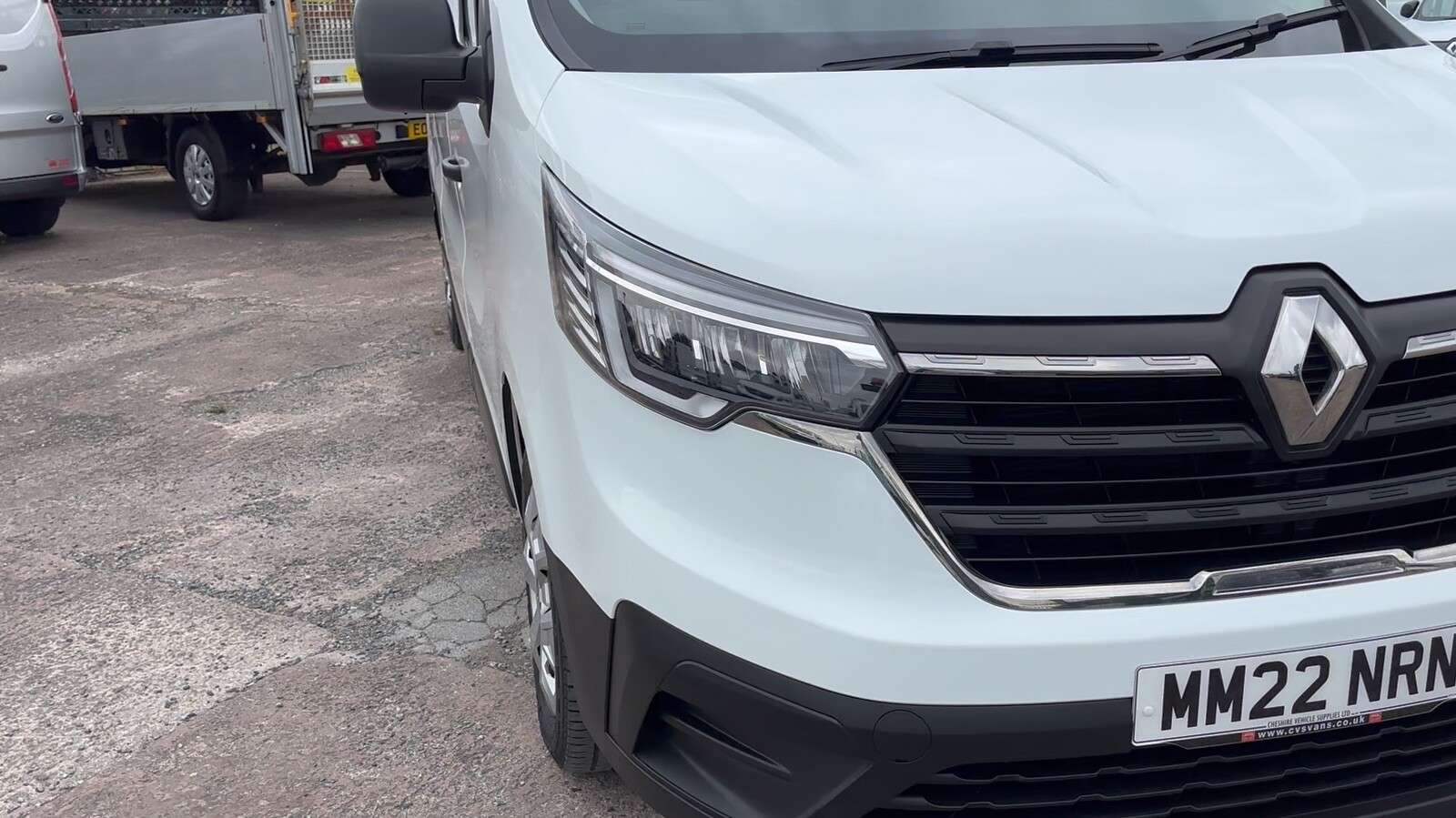 2022 RENAULT TRAFIC 2022 RENAULT TRAFIC