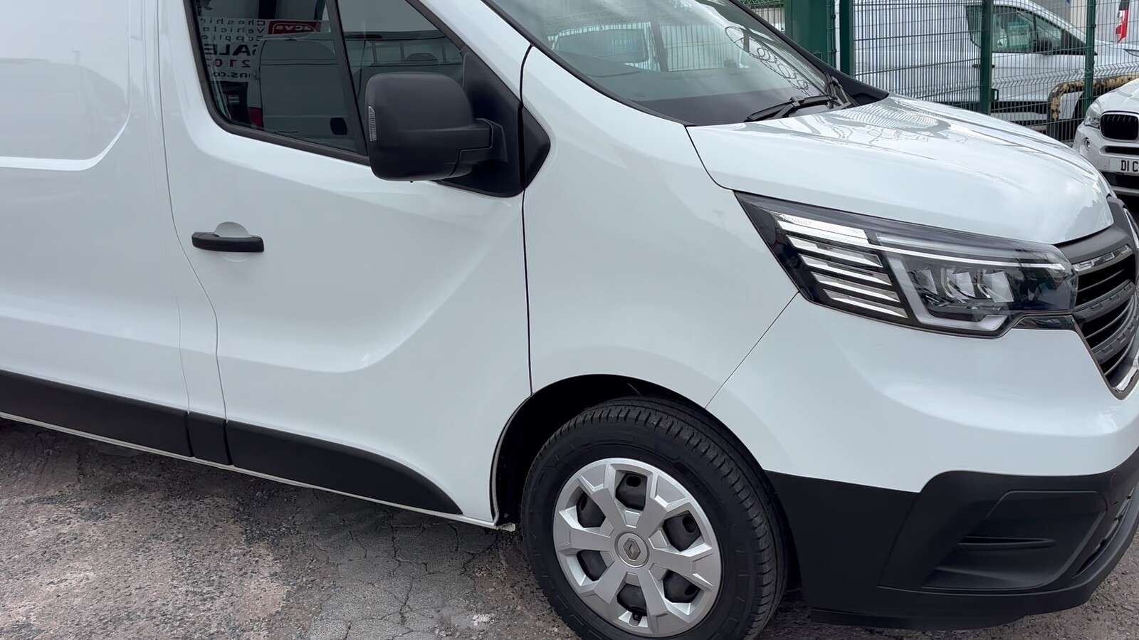 2022 RENAULT TRAFIC 2022 RENAULT TRAFIC