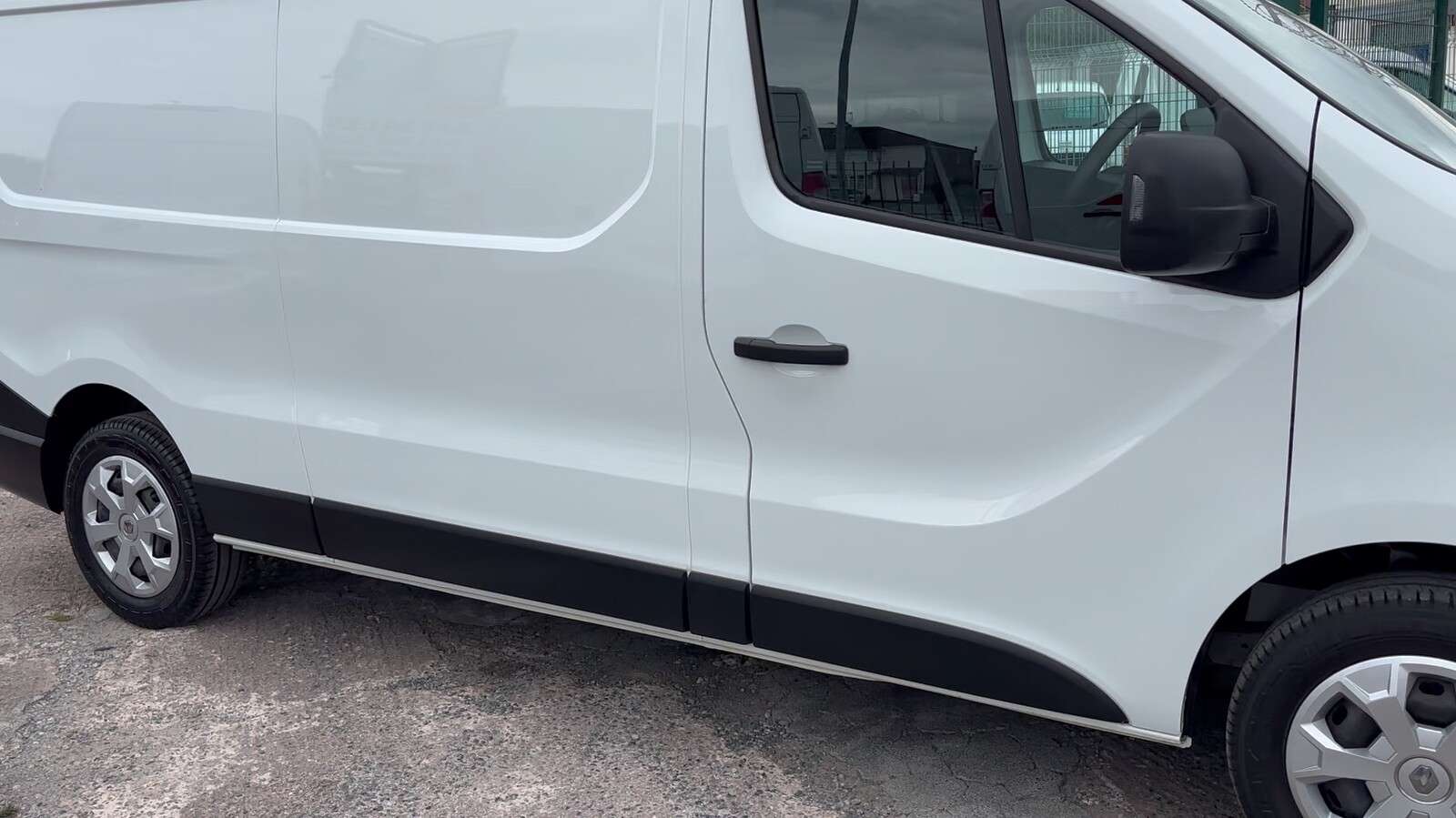 2022 RENAULT TRAFIC 2022 RENAULT TRAFIC