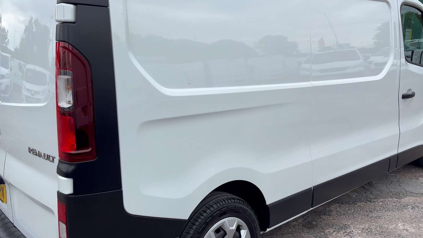 2022 RENAULT TRAFIC 2022 RENAULT TRAFIC