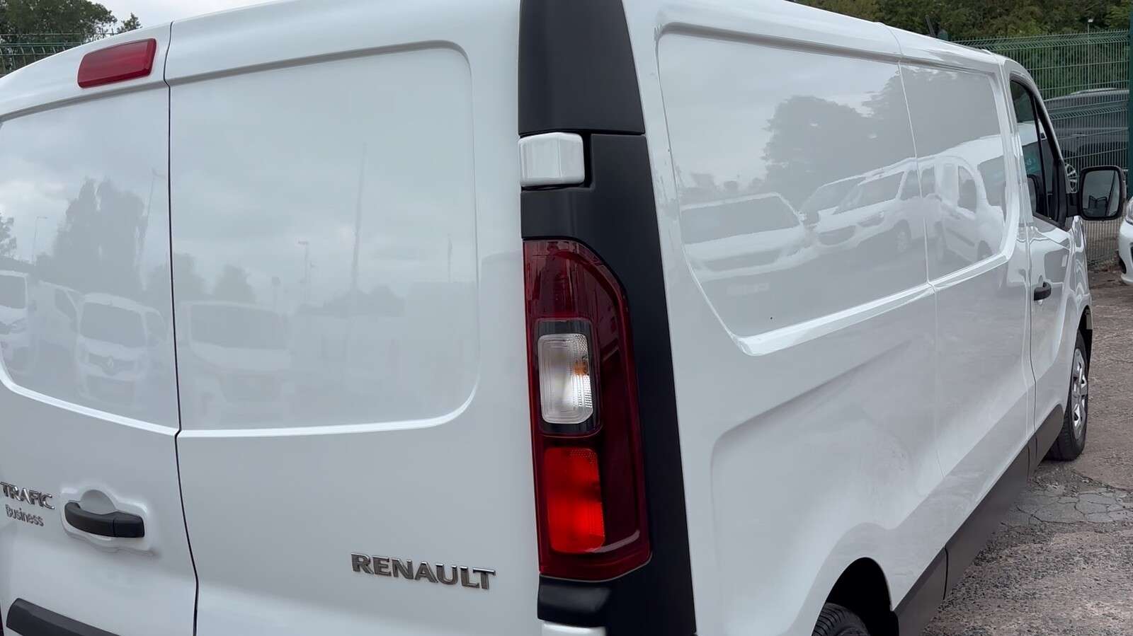 2022 RENAULT TRAFIC 2022 RENAULT TRAFIC