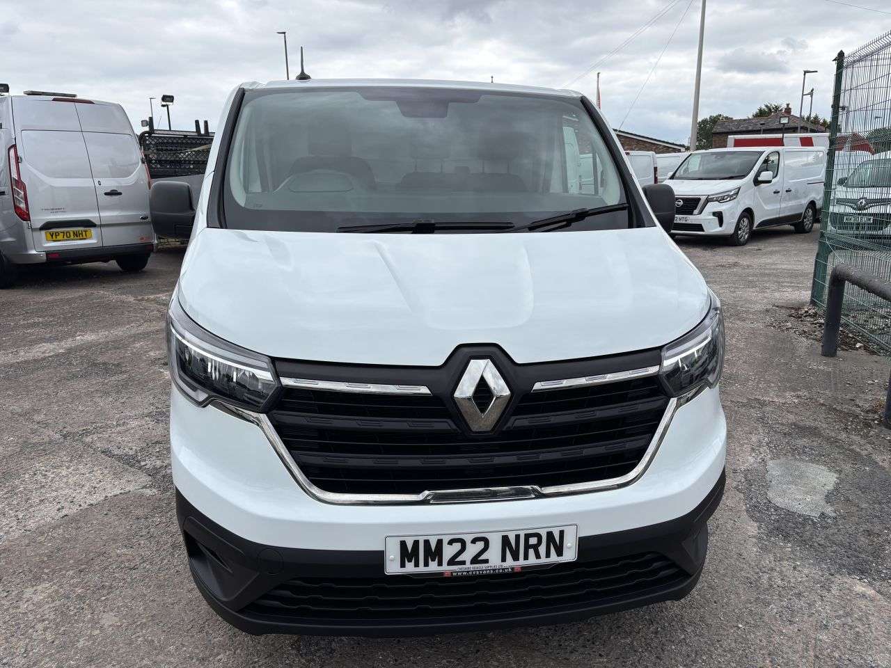 A 2022 RENAULT TRAFIC 2.0 dCi Blue LL30 Business Panel Van 5dr Diesel Manual L2 H1 Euro 6 (s/s) ( A 2022 RENAULT TRAFIC 2.0 dCi Blue LL30 Business Panel Van 5dr Diesel Manual L2 H1 Euro 6 (s/s) (