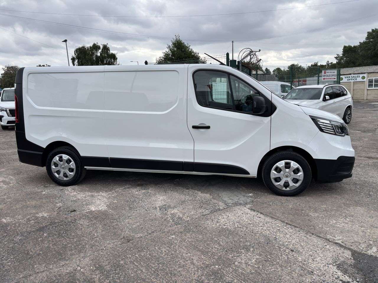2022 RENAULT TRAFIC 2022 RENAULT TRAFIC