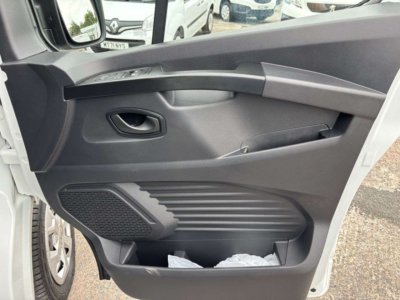 2022 RENAULT TRAFIC 2022 RENAULT TRAFIC