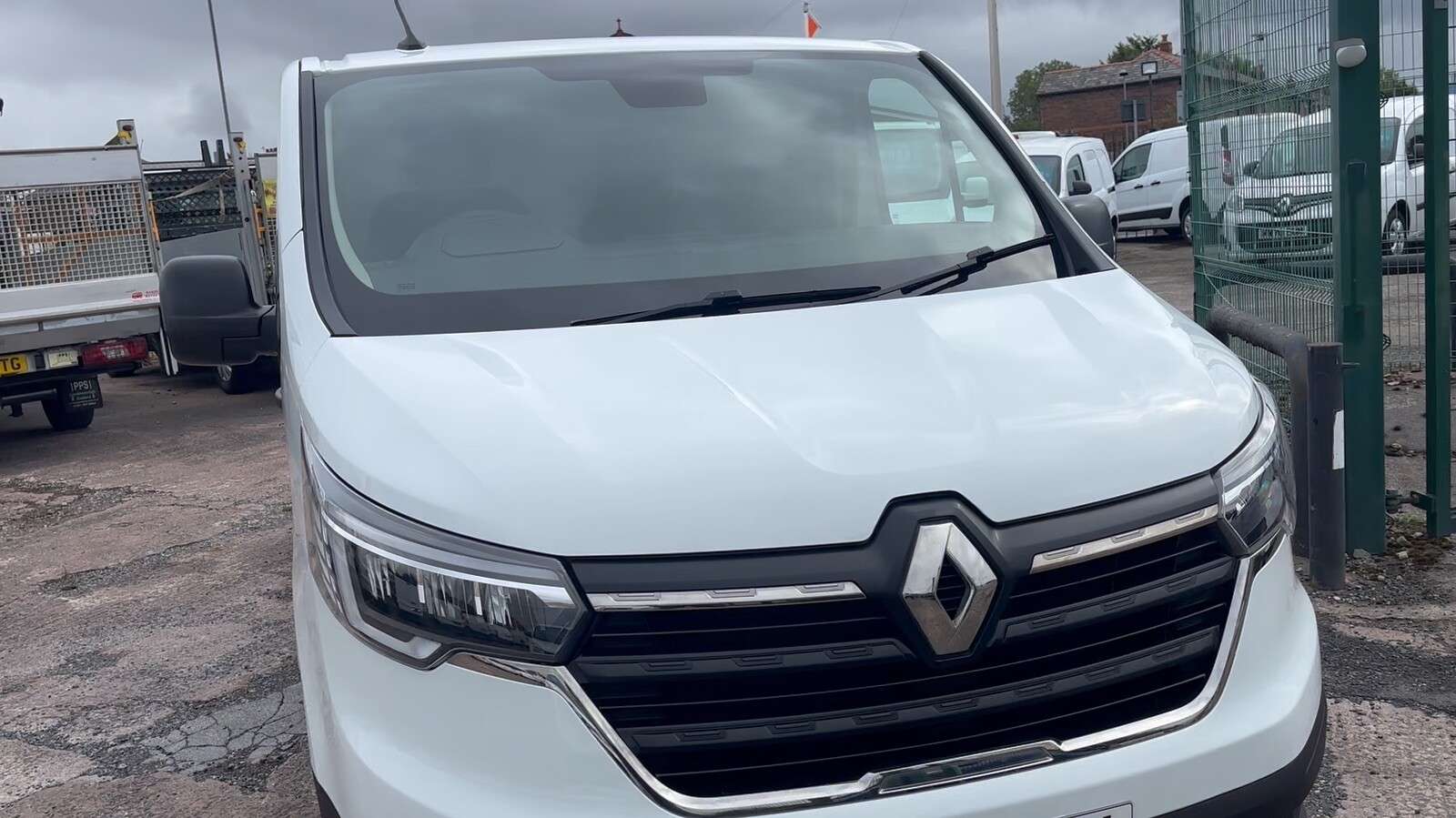 2022 RENAULT TRAFIC 2022 RENAULT TRAFIC