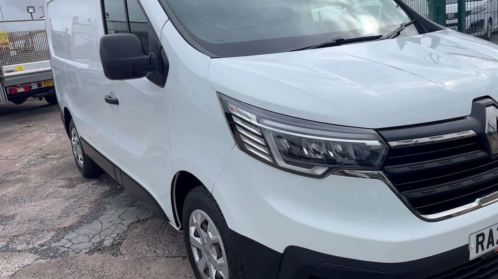 2022 RENAULT TRAFIC 2022 RENAULT TRAFIC