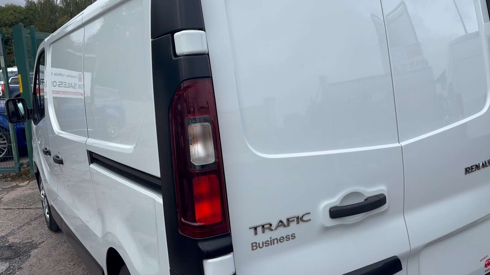 2022 RENAULT TRAFIC 2022 RENAULT TRAFIC