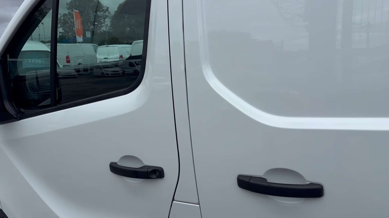 2022 RENAULT TRAFIC 2022 RENAULT TRAFIC
