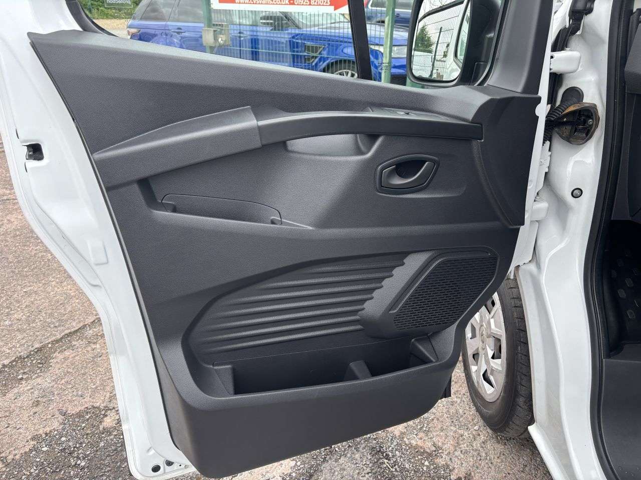 2022 RENAULT TRAFIC 2022 RENAULT TRAFIC