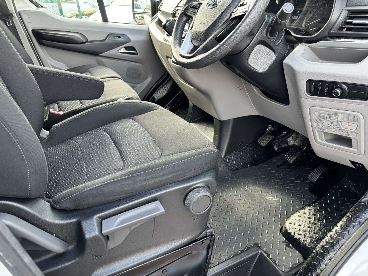 2024 MAXUS DELIVER 9 2024 MAXUS DELIVER 9