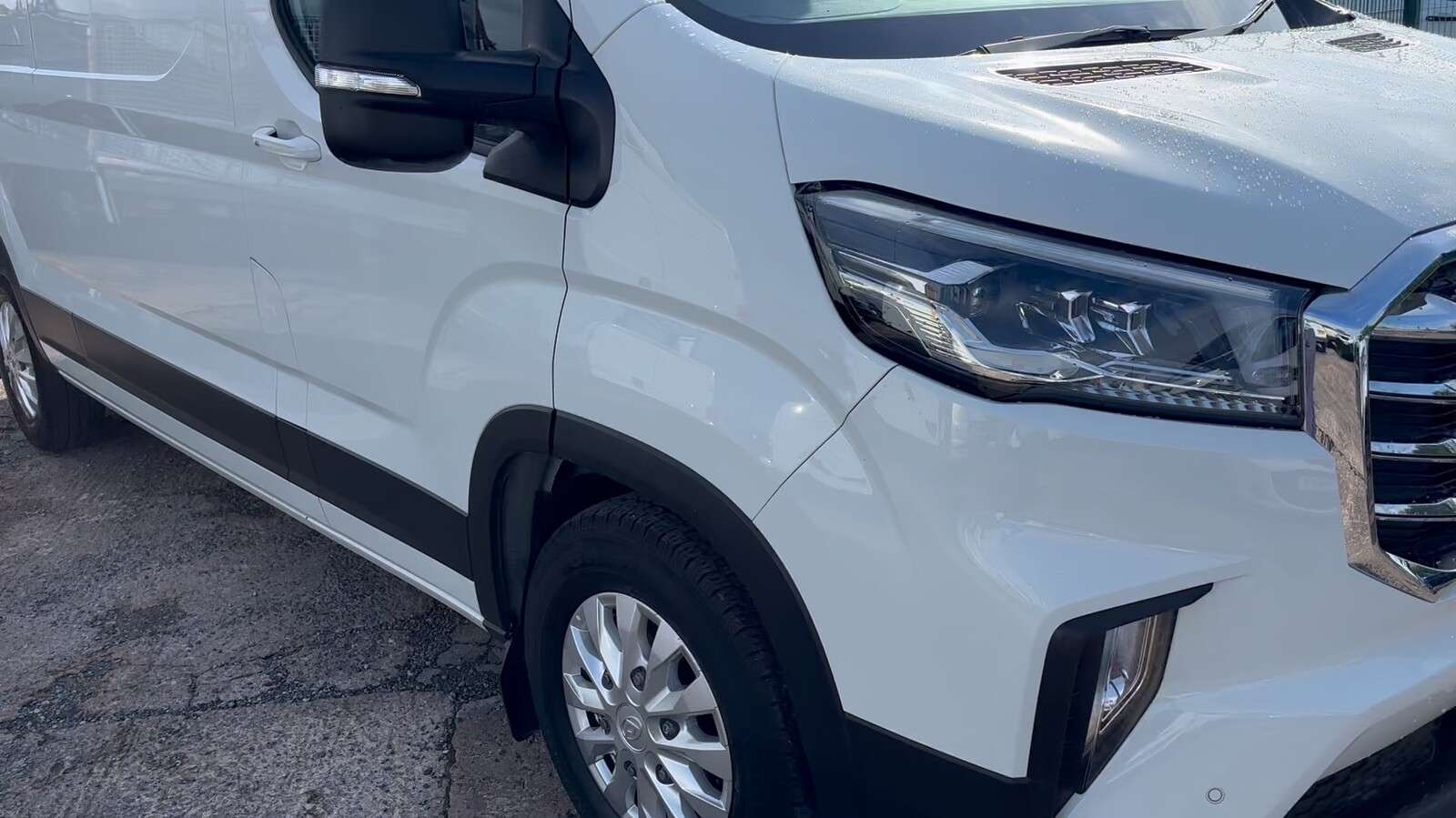 2024 MAXUS DELIVER 9 2024 MAXUS DELIVER 9
