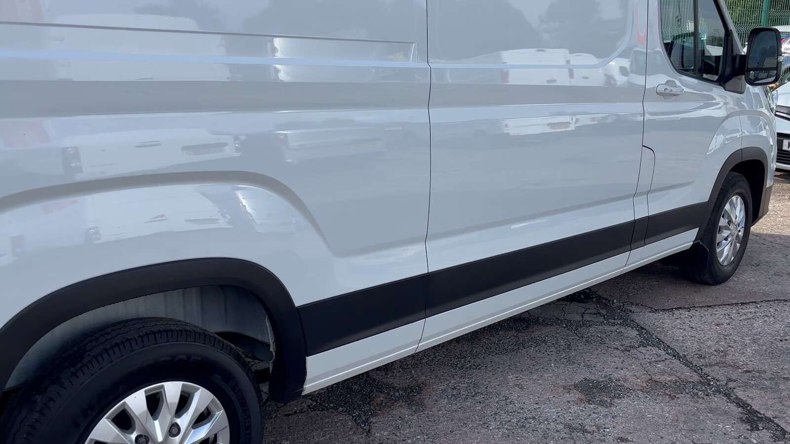 2024 MAXUS DELIVER 9 2024 MAXUS DELIVER 9