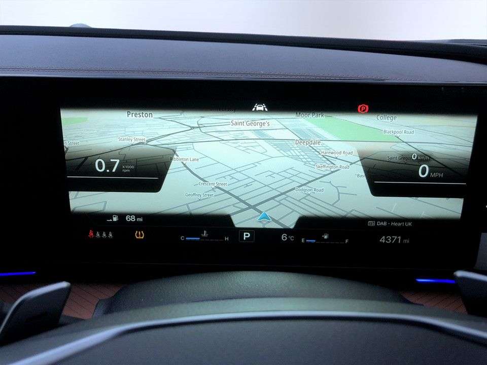 2024 KGM TORRES 2024 KGM TORRES