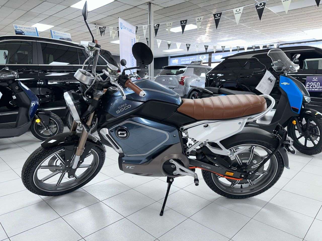 null VMOTO TC null VMOTO TC