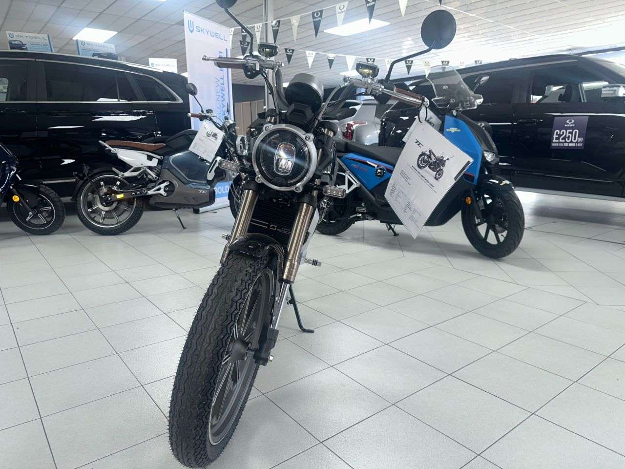 null VMOTO TC null VMOTO TC