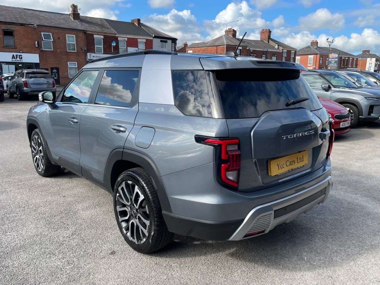 2024 KGM TORRES 2024 KGM TORRES