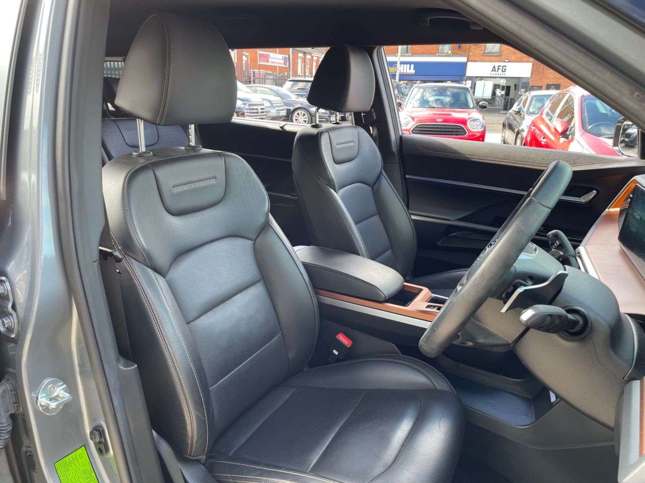 2024 KGM TORRES 2024 KGM TORRES