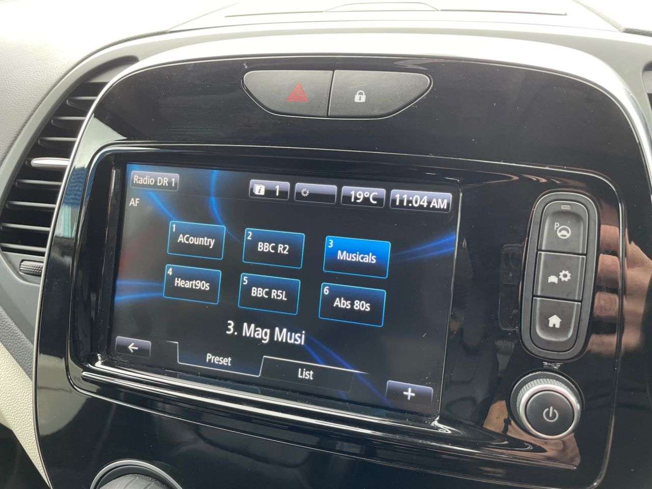 2019 RENAULT CAPTUR 2019 RENAULT CAPTUR