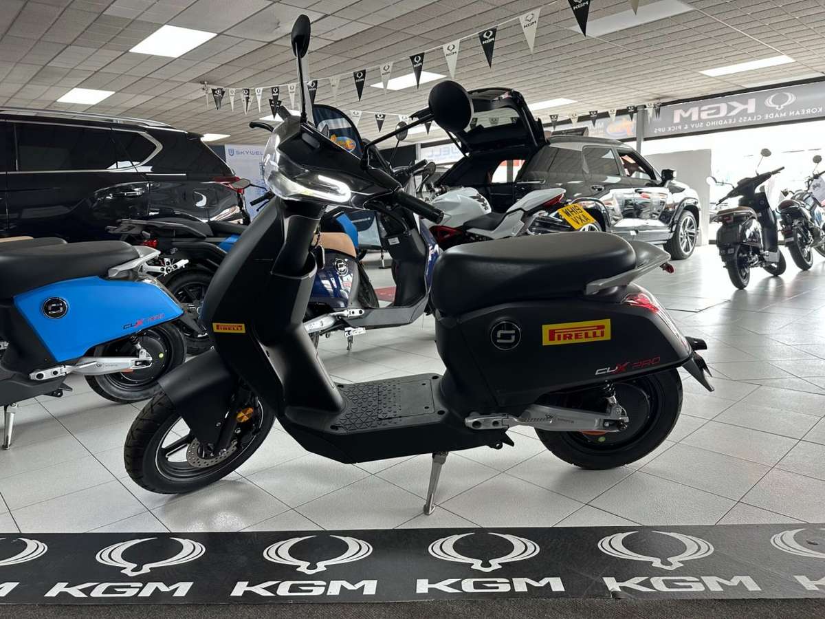 Check out this Vmoto Cux 2025 Electric Automatic