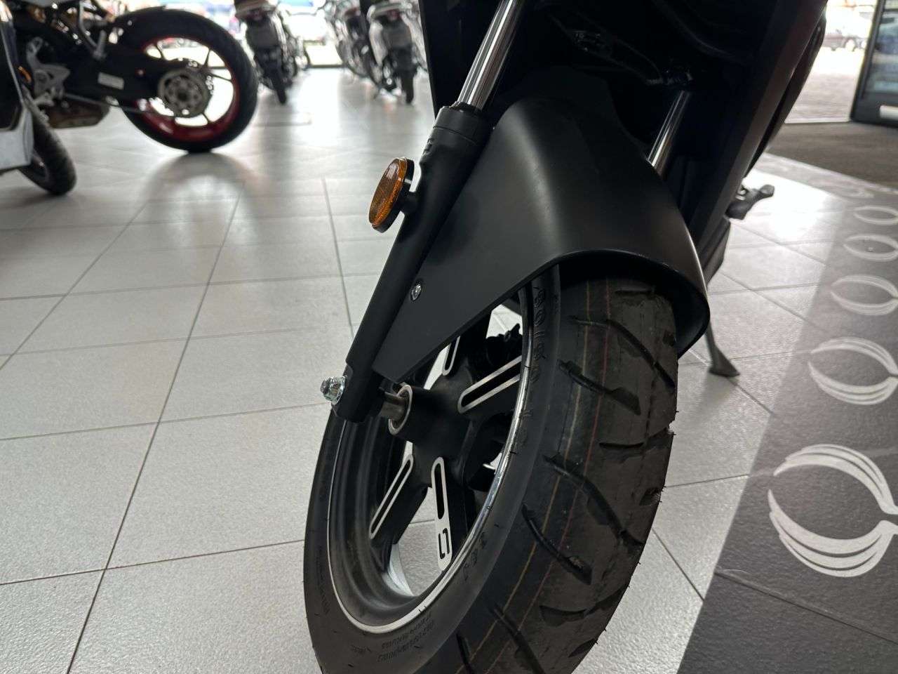 2025 VMOTO CUX 2025 VMOTO CUX