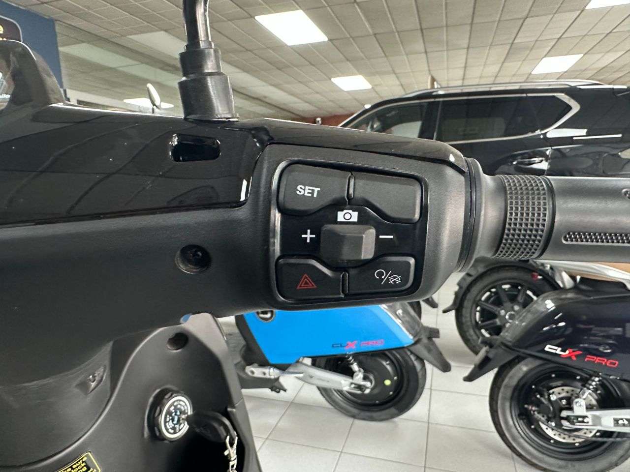 2025 VMOTO CUX 2025 VMOTO CUX