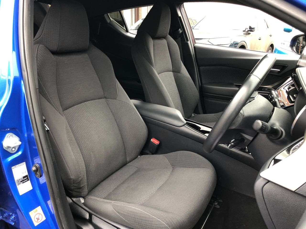 2019 TOYOTA C-HR 2019 TOYOTA C-HR