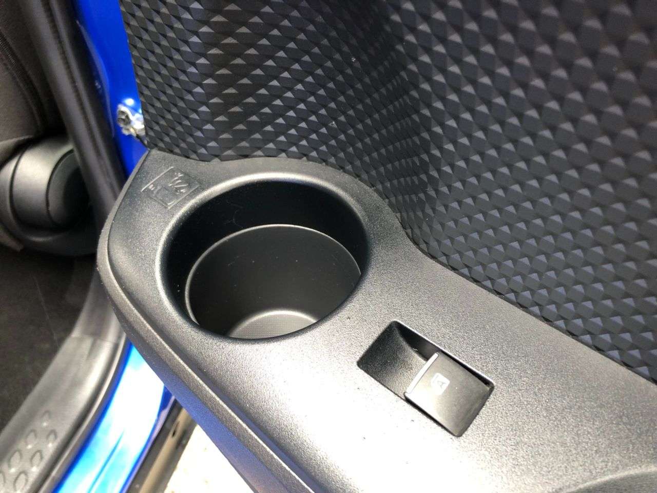 2019 TOYOTA C-HR 2019 TOYOTA C-HR