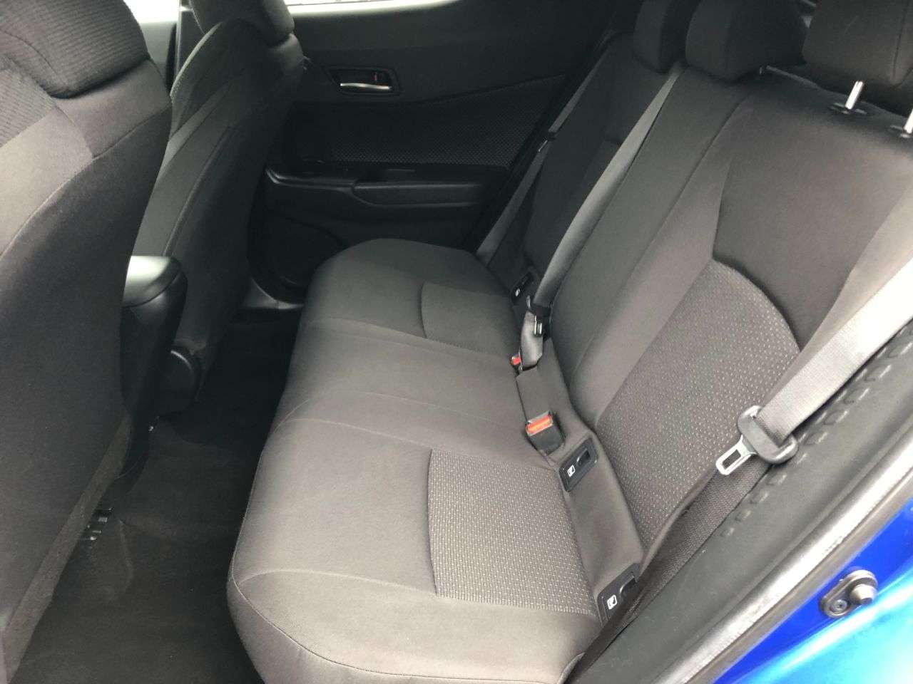 2019 TOYOTA C-HR 2019 TOYOTA C-HR