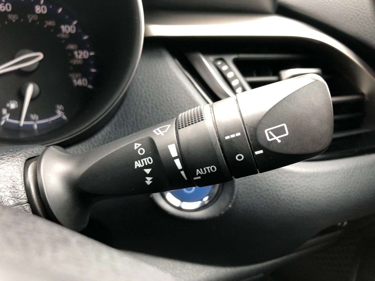 2019 TOYOTA C-HR 2019 TOYOTA C-HR