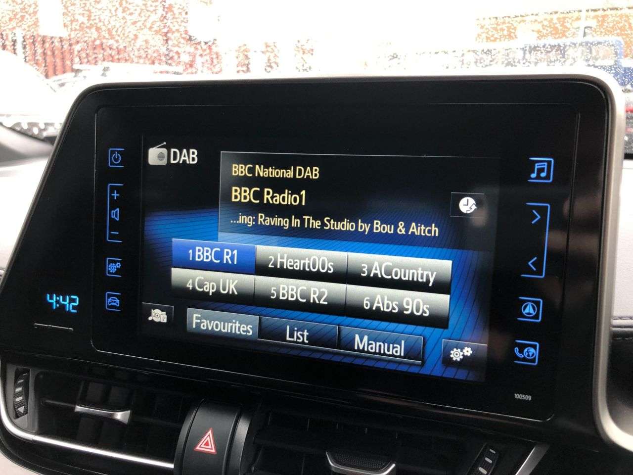 2019 TOYOTA C-HR 2019 TOYOTA C-HR