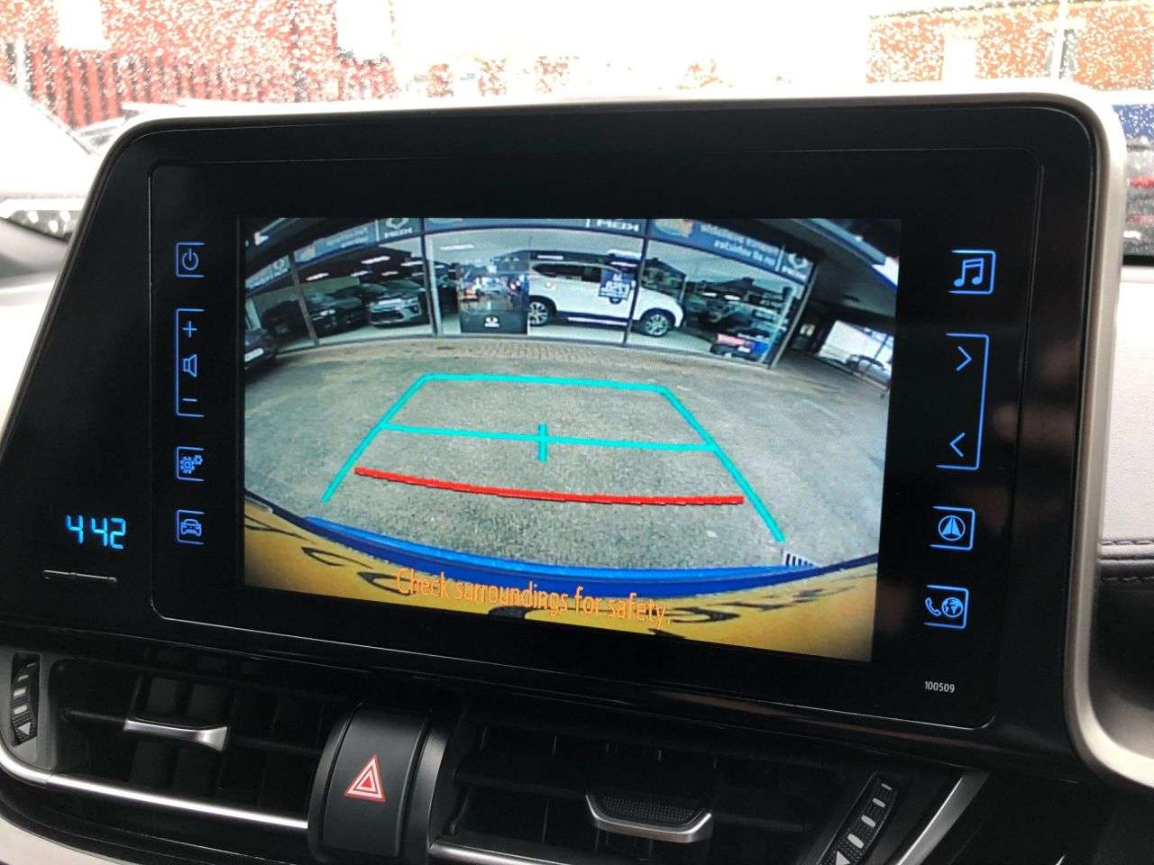 2019 TOYOTA C-HR 2019 TOYOTA C-HR